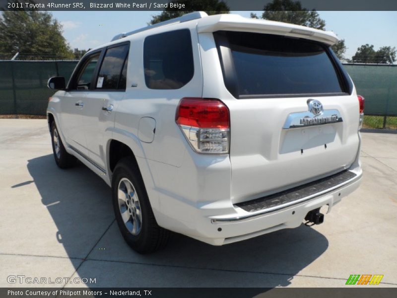 Blizzard White Pearl / Sand Beige 2011 Toyota 4Runner SR5