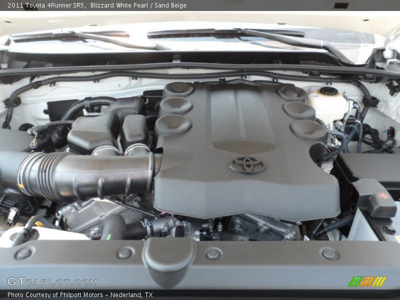 Blizzard White Pearl / Sand Beige 2011 Toyota 4Runner SR5