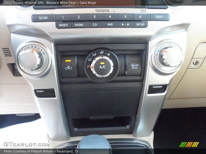 Blizzard White Pearl / Sand Beige 2011 Toyota 4Runner SR5