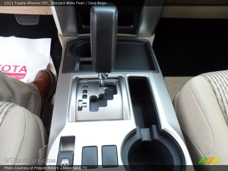 Blizzard White Pearl / Sand Beige 2011 Toyota 4Runner SR5