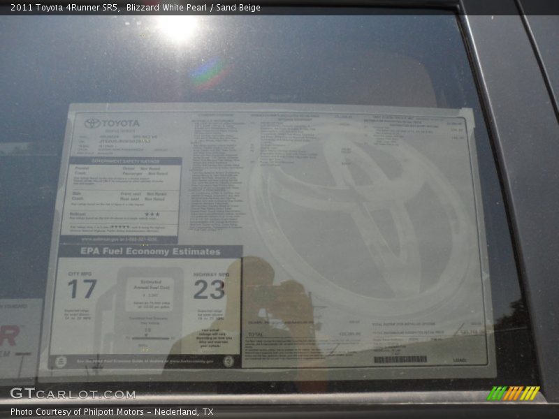 Blizzard White Pearl / Sand Beige 2011 Toyota 4Runner SR5