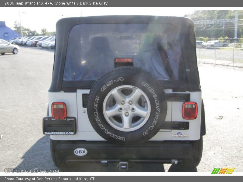 Stone White / Dark Slate Gray 2006 Jeep Wrangler X 4x4