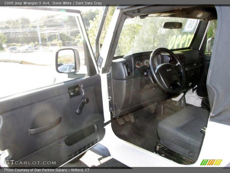 Stone White / Dark Slate Gray 2006 Jeep Wrangler X 4x4