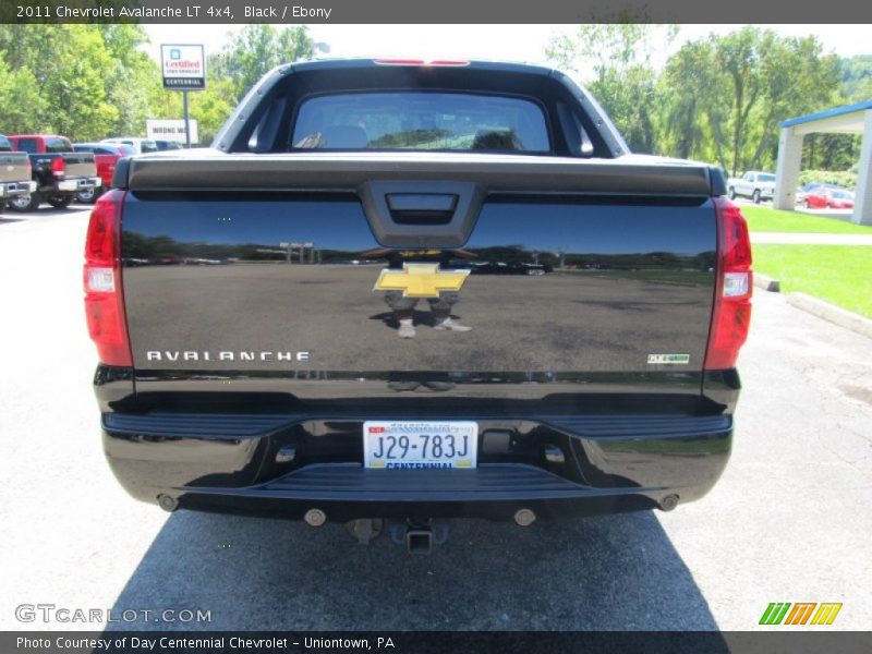 Black / Ebony 2011 Chevrolet Avalanche LT 4x4