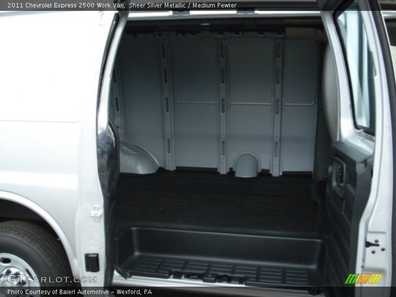 Sheer Silver Metallic / Medium Pewter 2011 Chevrolet Express 2500 Work Van