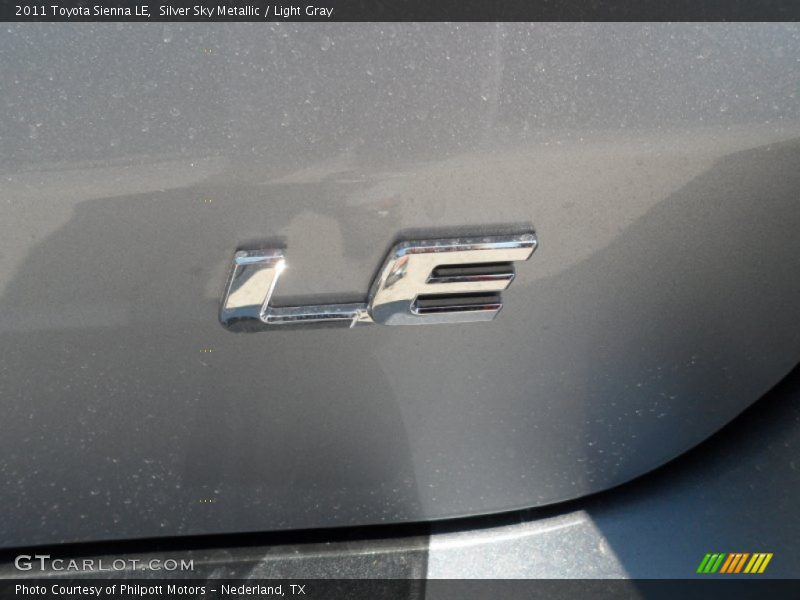 Silver Sky Metallic / Light Gray 2011 Toyota Sienna LE