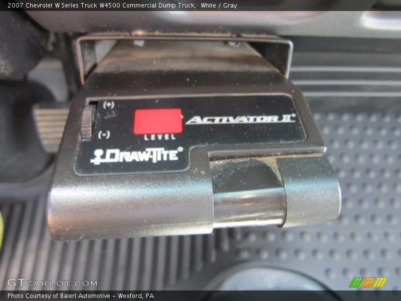 White / Gray 2007 Chevrolet W Series Truck W4500 Commercial Dump Truck