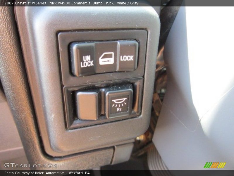 Controls of 2007 W Series Truck W4500 Commercial Dump Truck