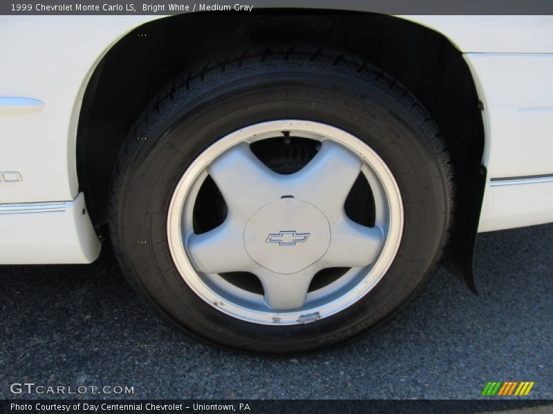 Bright White / Medium Gray 1999 Chevrolet Monte Carlo LS