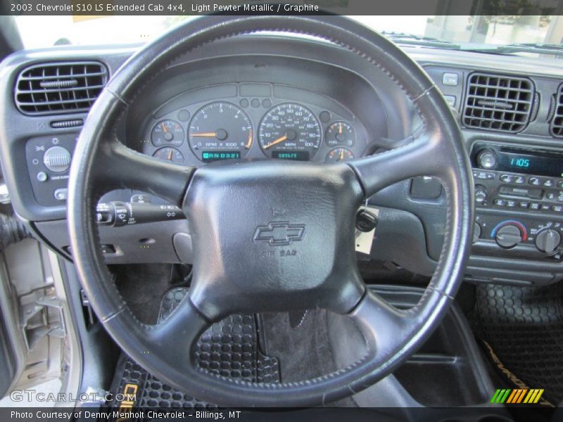  2003 S10 LS Extended Cab 4x4 Steering Wheel