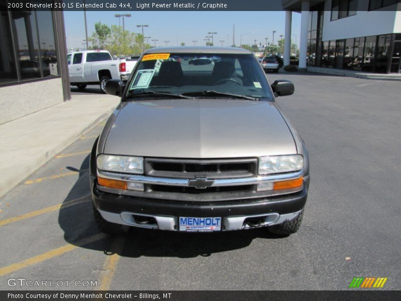 Light Pewter Metallic / Graphite 2003 Chevrolet S10 LS Extended Cab 4x4