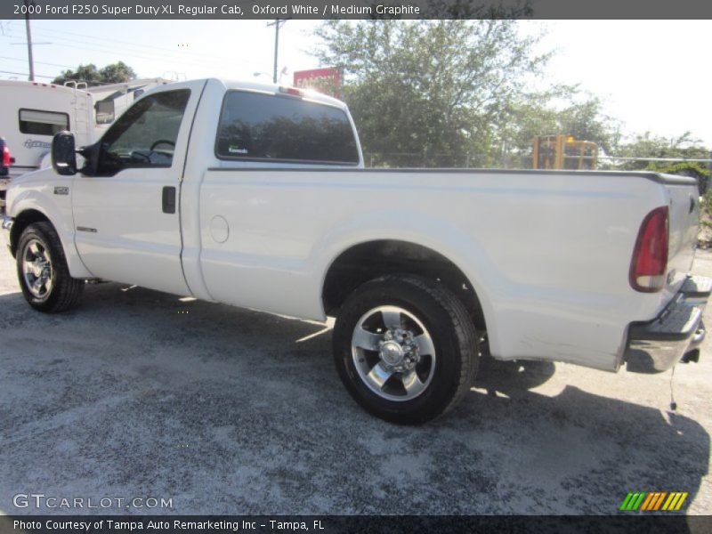 Oxford White / Medium Graphite 2000 Ford F250 Super Duty XL Regular Cab