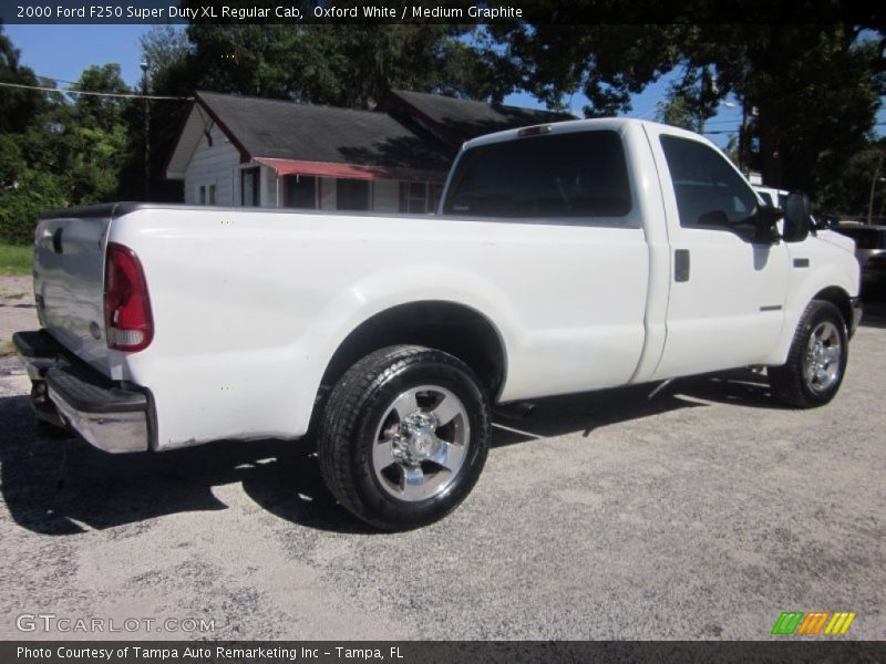 Oxford White / Medium Graphite 2000 Ford F250 Super Duty XL Regular Cab