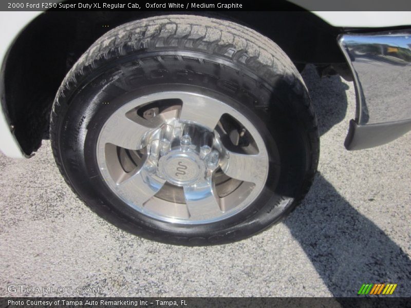 Oxford White / Medium Graphite 2000 Ford F250 Super Duty XL Regular Cab
