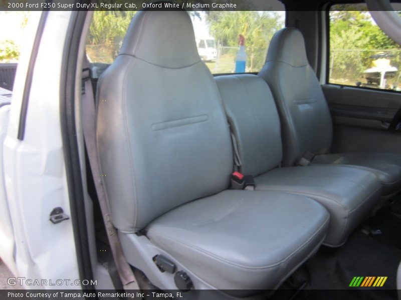 Oxford White / Medium Graphite 2000 Ford F250 Super Duty XL Regular Cab