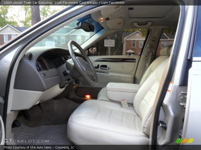  1999 Town Car Executive Light Parchment Interior