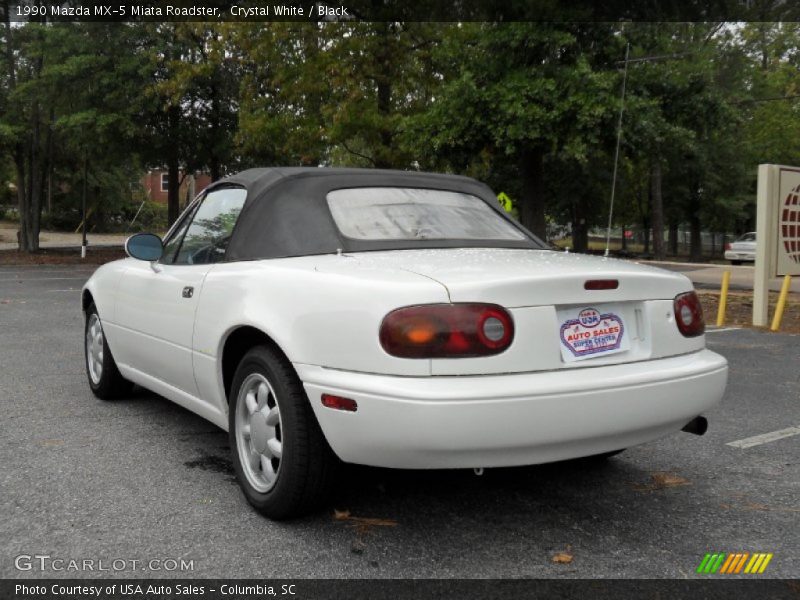 Crystal White / Black 1990 Mazda MX-5 Miata Roadster
