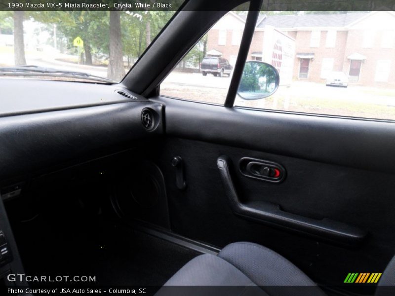 Crystal White / Black 1990 Mazda MX-5 Miata Roadster