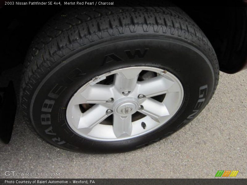 Merlot Red Pearl / Charcoal 2003 Nissan Pathfinder SE 4x4