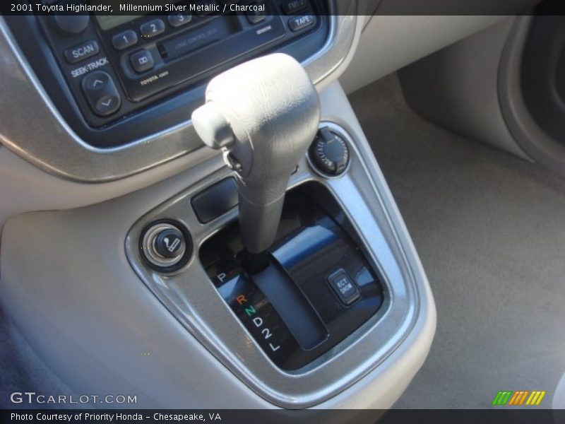 Millennium Silver Metallic / Charcoal 2001 Toyota Highlander