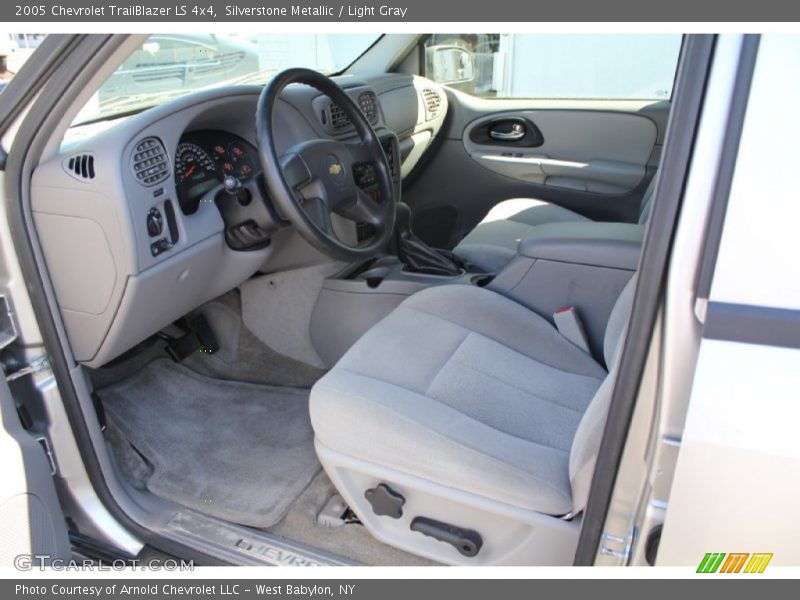 Silverstone Metallic / Light Gray 2005 Chevrolet TrailBlazer LS 4x4