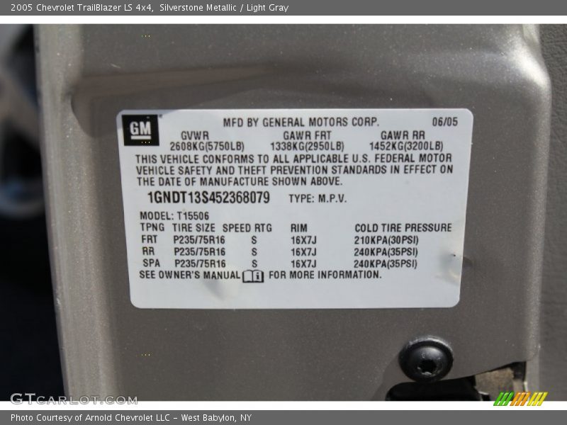 Silverstone Metallic / Light Gray 2005 Chevrolet TrailBlazer LS 4x4