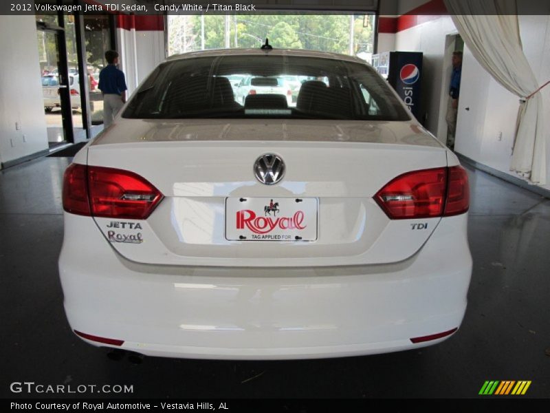 Candy White / Titan Black 2012 Volkswagen Jetta TDI Sedan