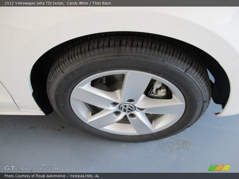 Candy White / Titan Black 2012 Volkswagen Jetta TDI Sedan