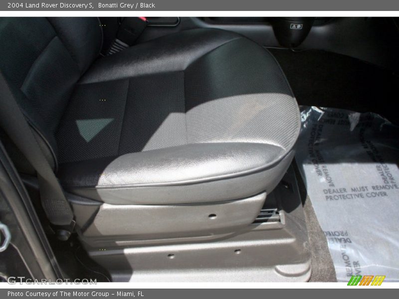 Bonatti Grey / Black 2004 Land Rover Discovery S