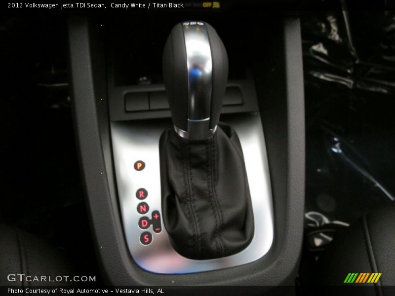 Candy White / Titan Black 2012 Volkswagen Jetta TDI Sedan