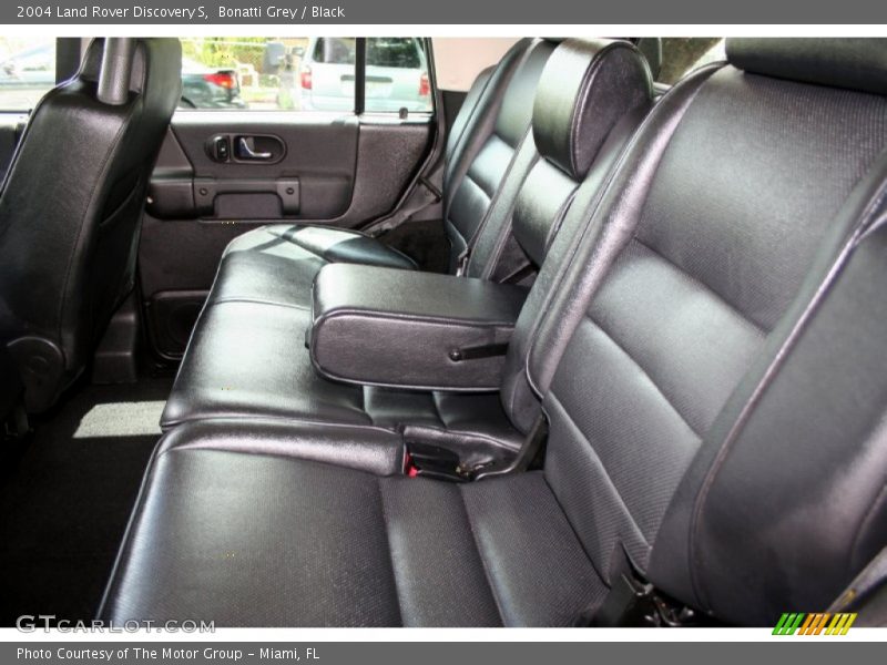 Bonatti Grey / Black 2004 Land Rover Discovery S