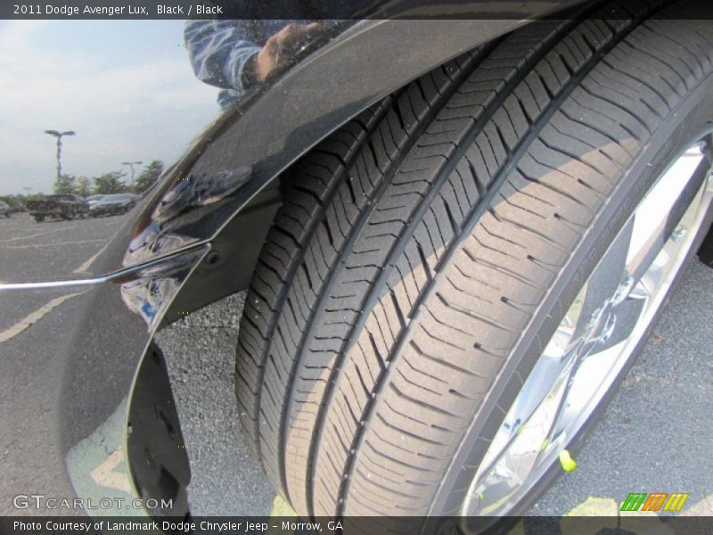 Black / Black 2011 Dodge Avenger Lux