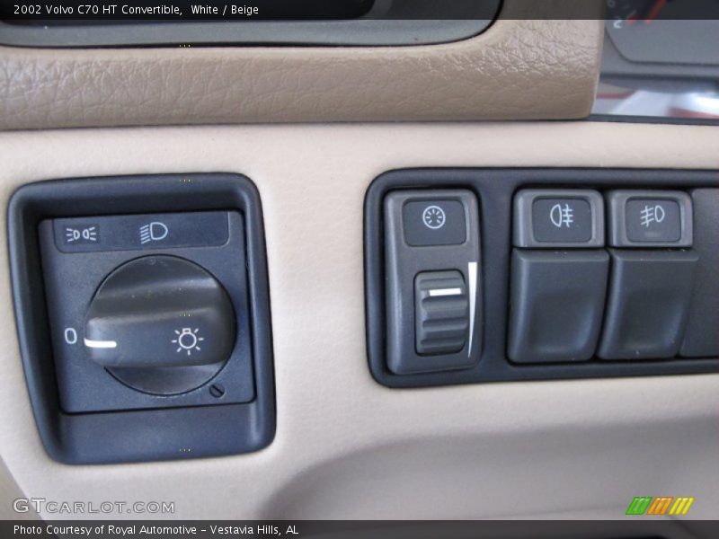 White / Beige 2002 Volvo C70 HT Convertible