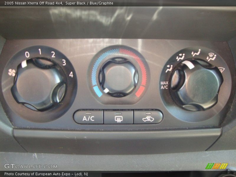 Super Black / Blue/Graphite 2005 Nissan Xterra Off Road 4x4