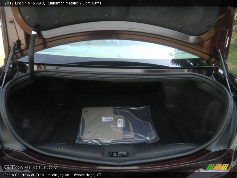  2012 MKS AWD Trunk