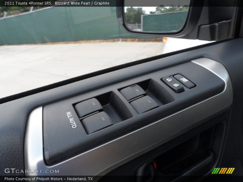 Blizzard White Pearl / Graphite 2011 Toyota 4Runner SR5