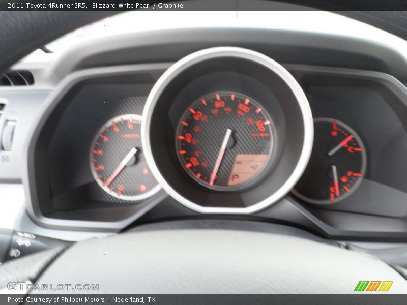 Blizzard White Pearl / Graphite 2011 Toyota 4Runner SR5