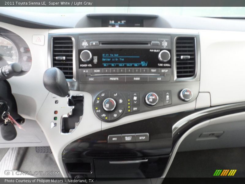 Super White / Light Gray 2011 Toyota Sienna LE