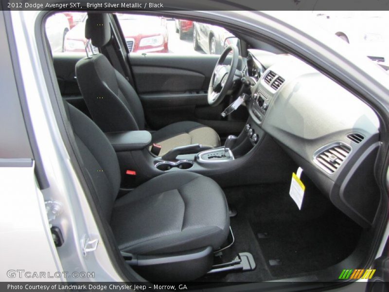 Bright Silver Metallic / Black 2012 Dodge Avenger SXT
