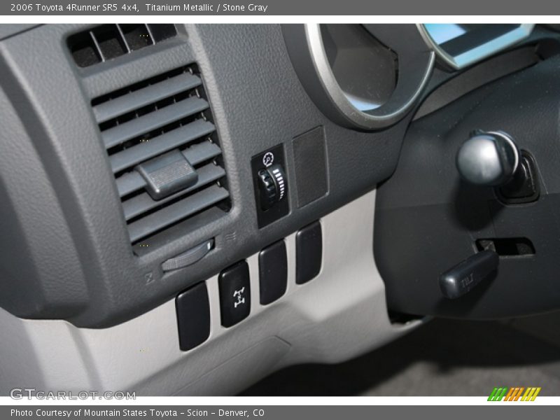 Titanium Metallic / Stone Gray 2006 Toyota 4Runner SR5 4x4