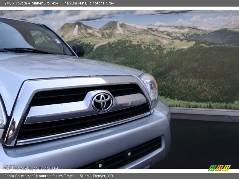 Titanium Metallic / Stone Gray 2006 Toyota 4Runner SR5 4x4