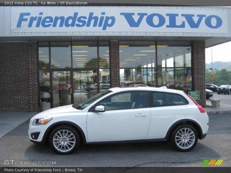 Ice White / Off Black/Blonde 2012 Volvo C30 T5