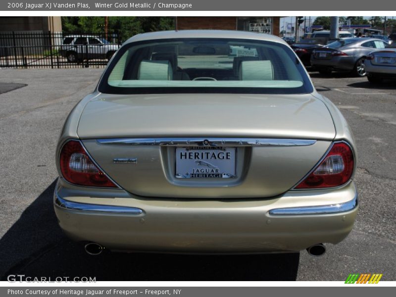 Winter Gold Metallic / Champagne 2006 Jaguar XJ Vanden Plas