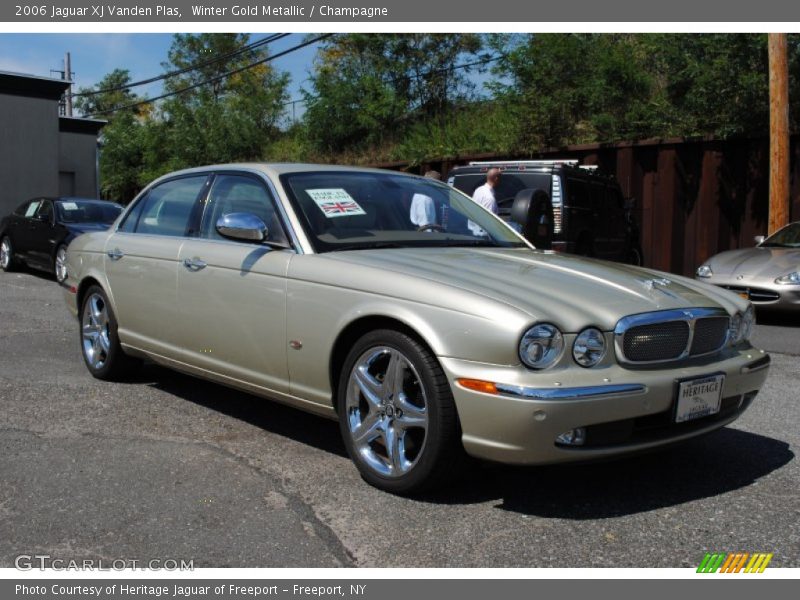 Winter Gold Metallic / Champagne 2006 Jaguar XJ Vanden Plas