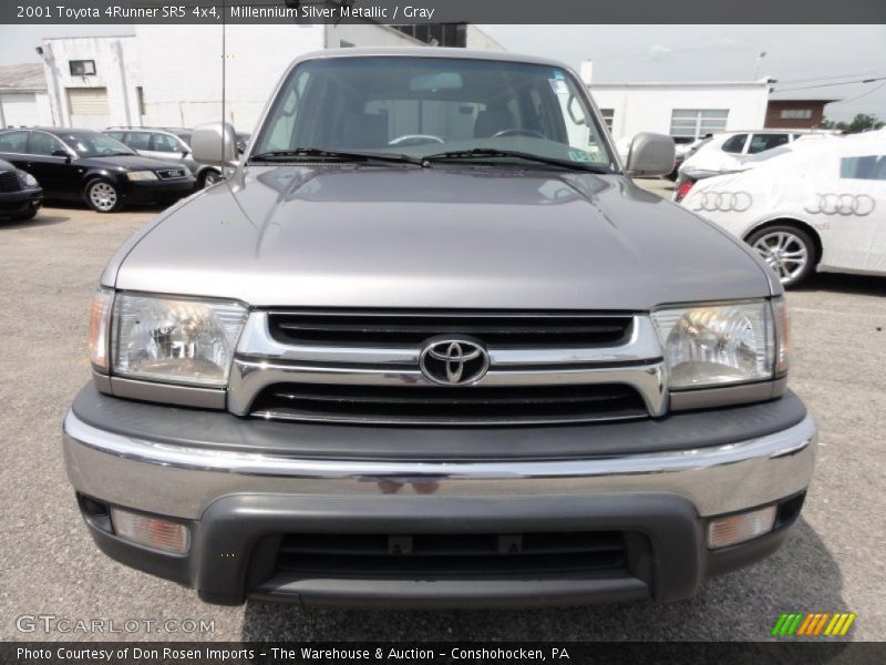 Millennium Silver Metallic / Gray 2001 Toyota 4Runner SR5 4x4