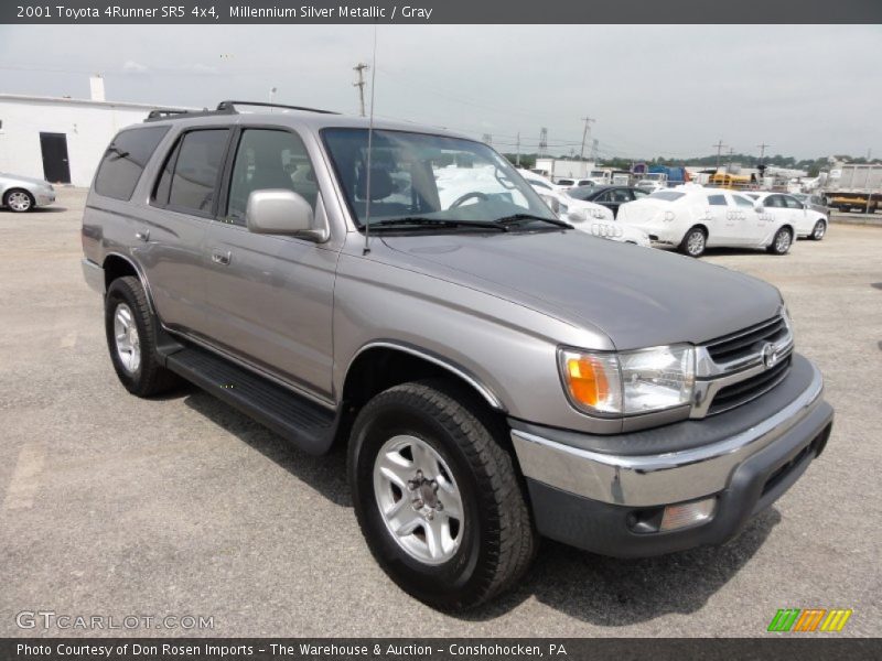 Millennium Silver Metallic / Gray 2001 Toyota 4Runner SR5 4x4