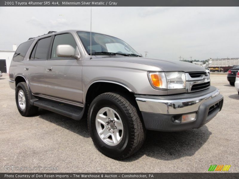 Millennium Silver Metallic / Gray 2001 Toyota 4Runner SR5 4x4