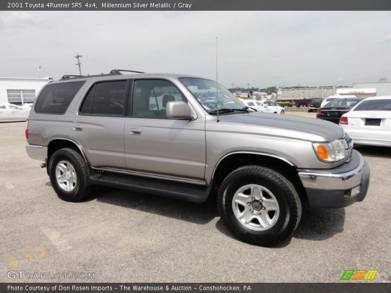 Millennium Silver Metallic / Gray 2001 Toyota 4Runner SR5 4x4