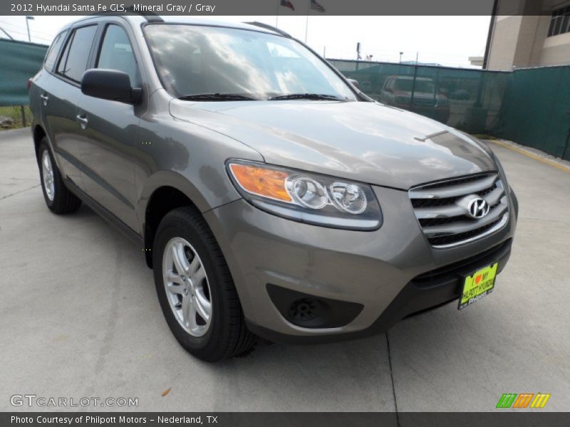 Mineral Gray / Gray 2012 Hyundai Santa Fe GLS