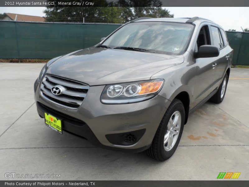 Mineral Gray / Gray 2012 Hyundai Santa Fe GLS